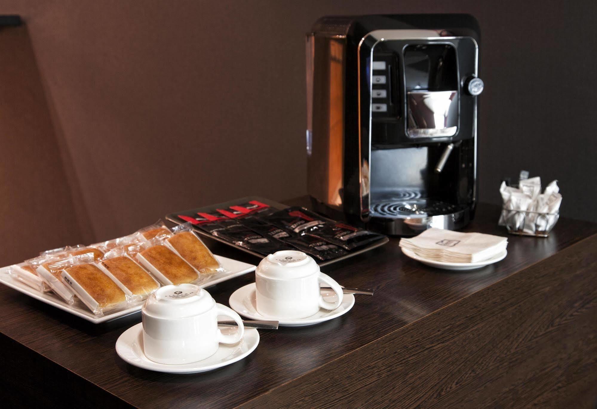 Hotel Rh Murcia Centro Ngoại thất bức ảnh