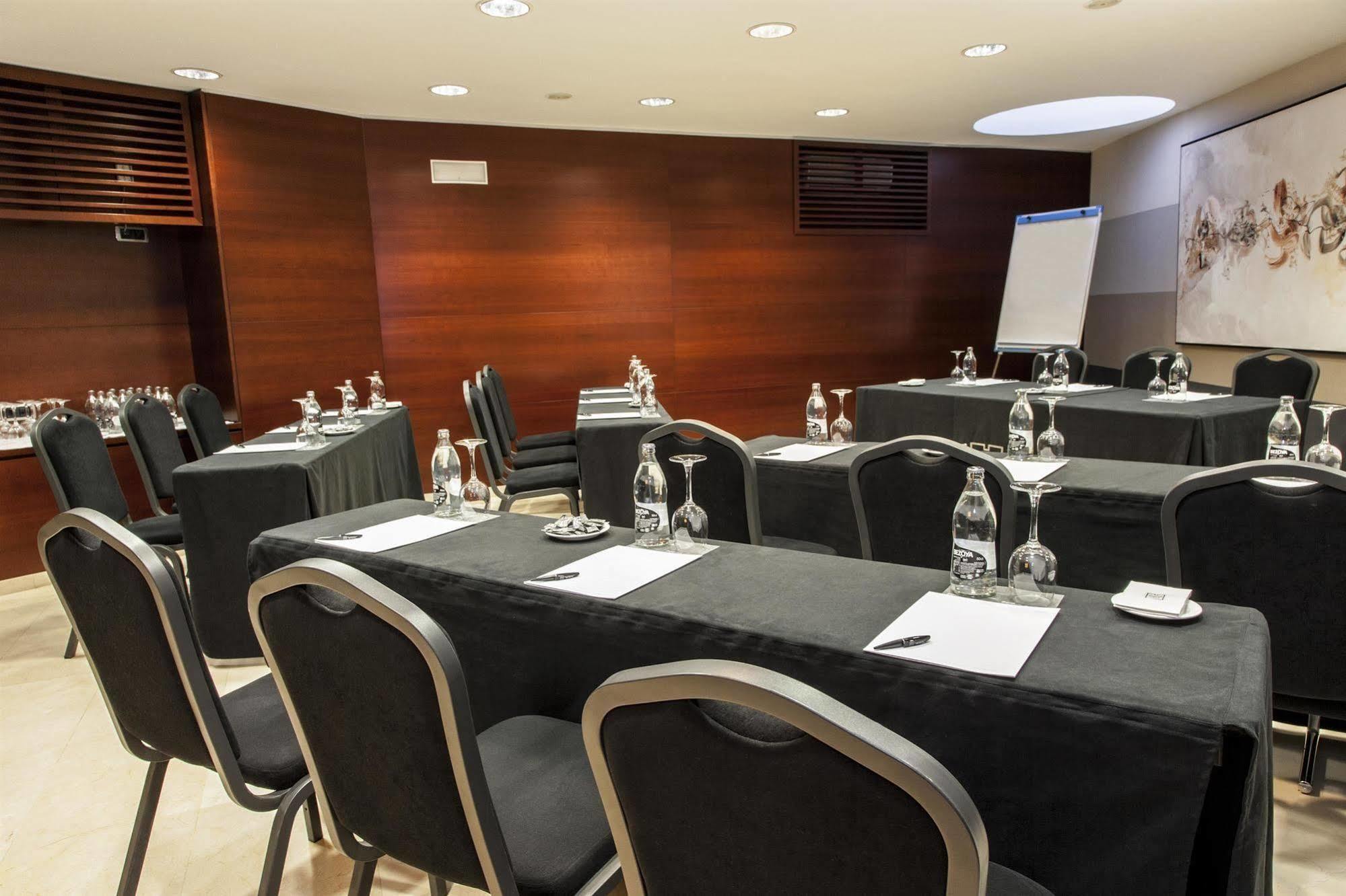 Hotel Rh Murcia Centro Ngoại thất bức ảnh