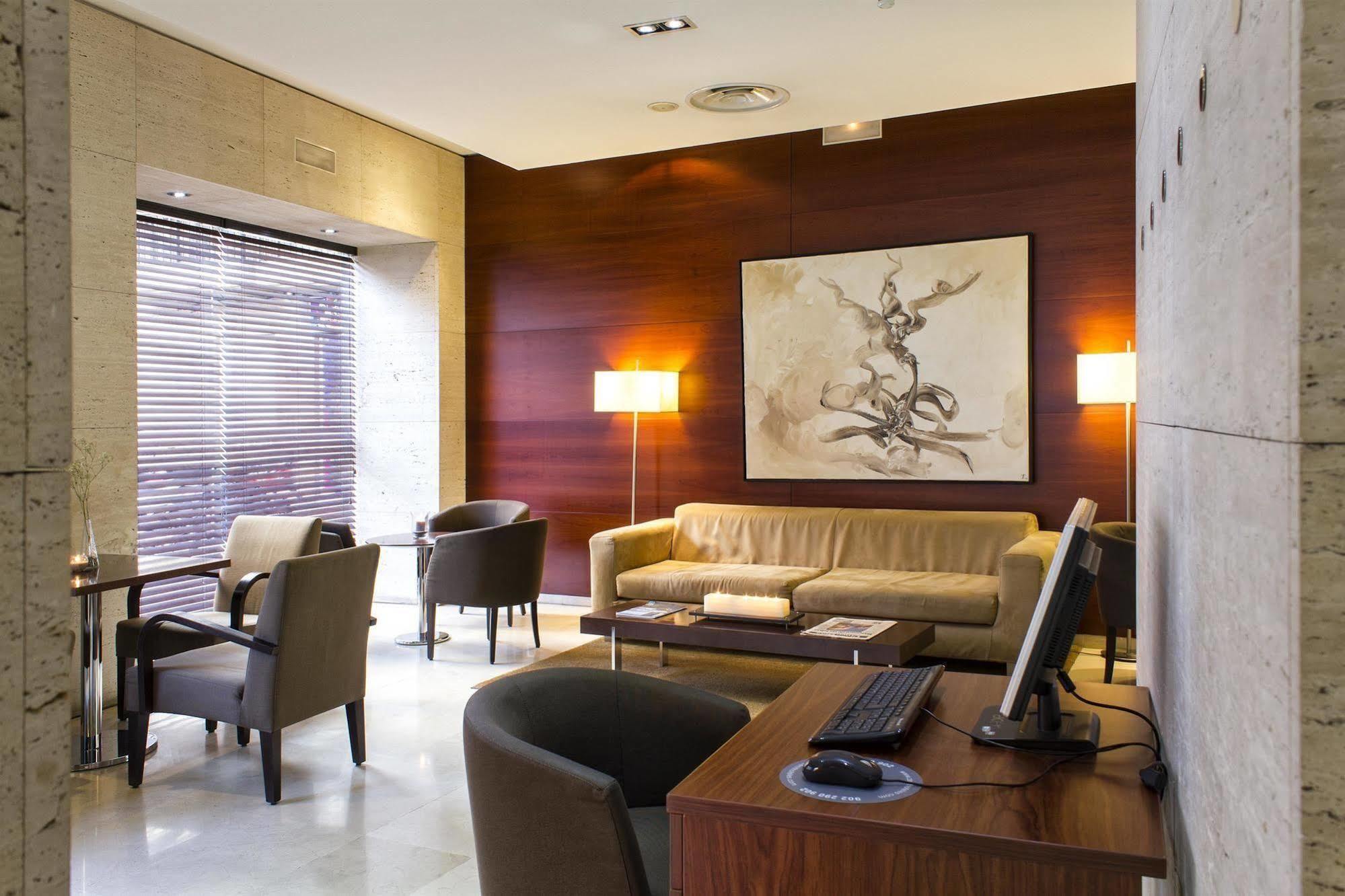 Hotel Rh Murcia Centro Ngoại thất bức ảnh